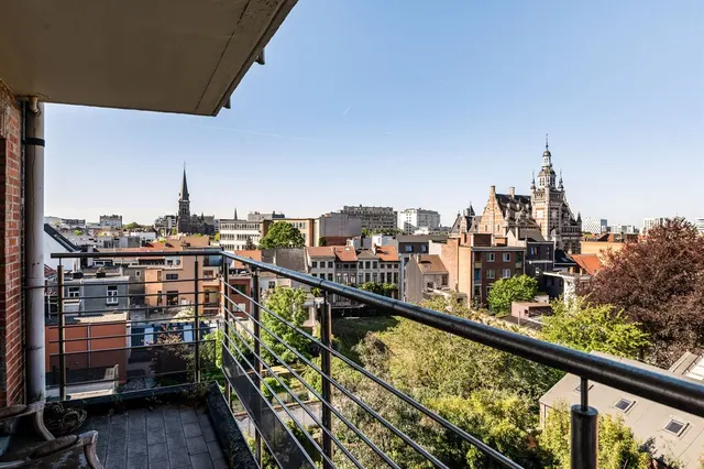 Appartement te koop in Borgerhout – 1/10