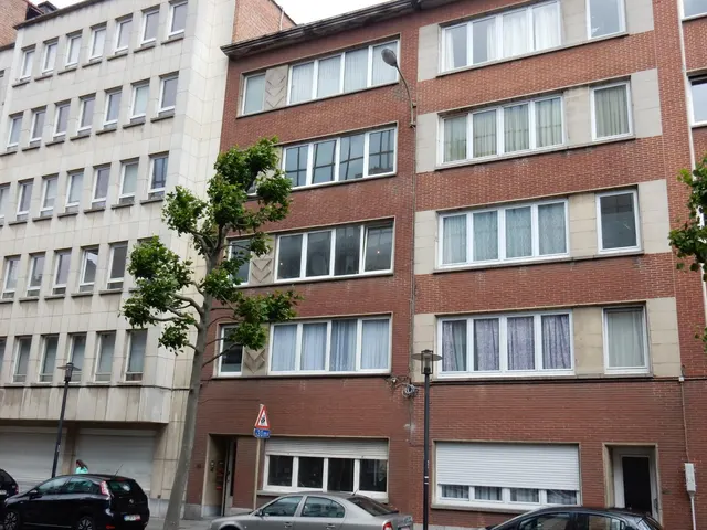 Apartment for rent in Schaerbeek – 1/10