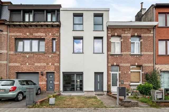 Huis te koop in Schoten – 1/10