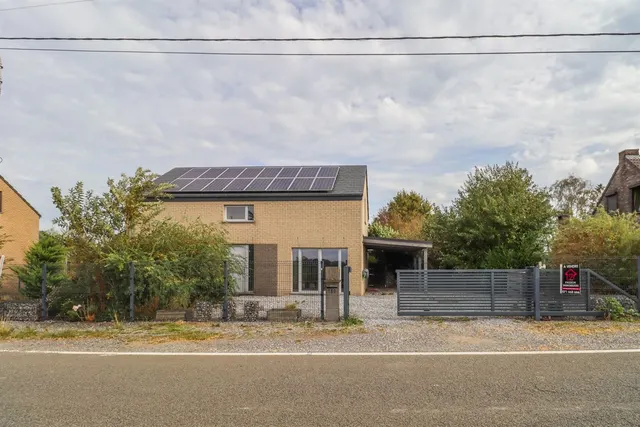 Villa à vendre à Rosée – 1/10