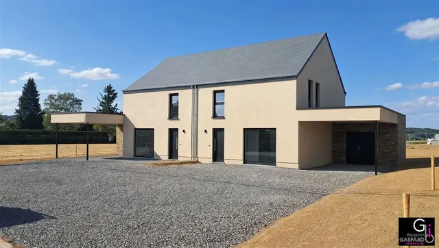 Maison à vendre à La Roche-En-Ardenne – 1/10
