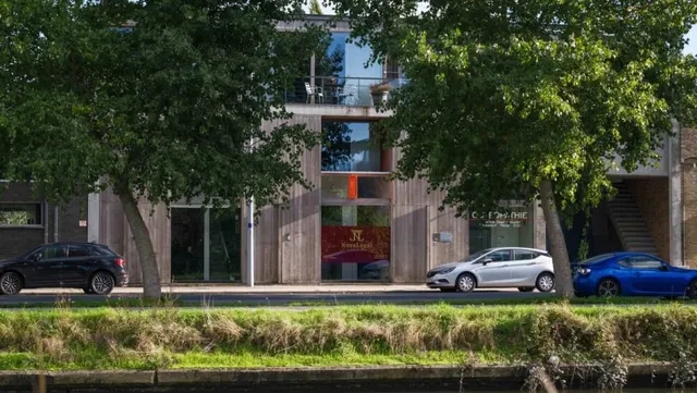 Huis te koop in Sint-Kruis – 1/10