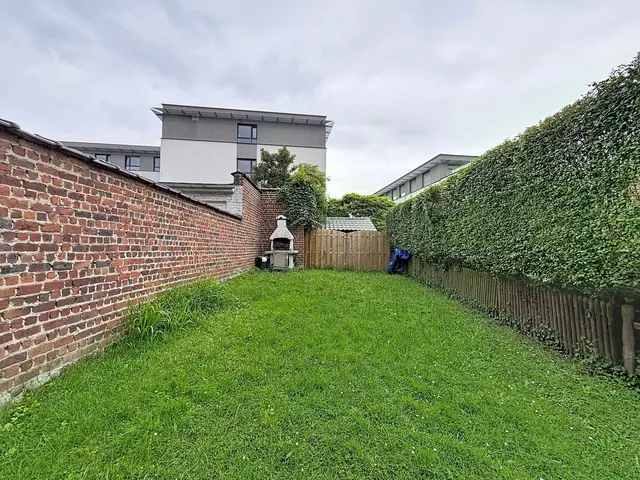 Huis te huur in Laeken – 1/10