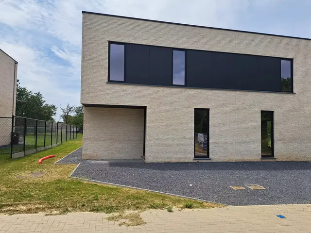 Huis te koop in Riemst – 1/3