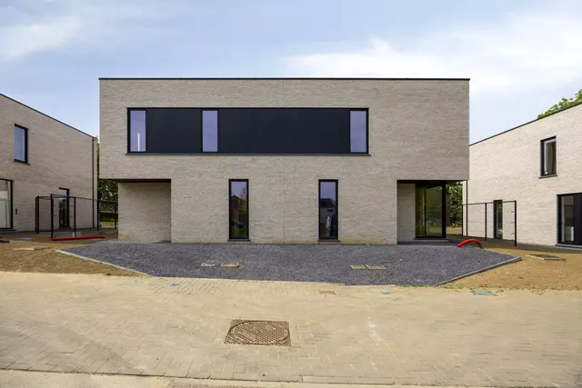Huis te koop in Riemst – 1/5