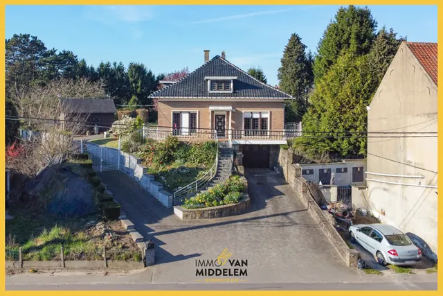 Villa te koop in Dilbeek – 1/10