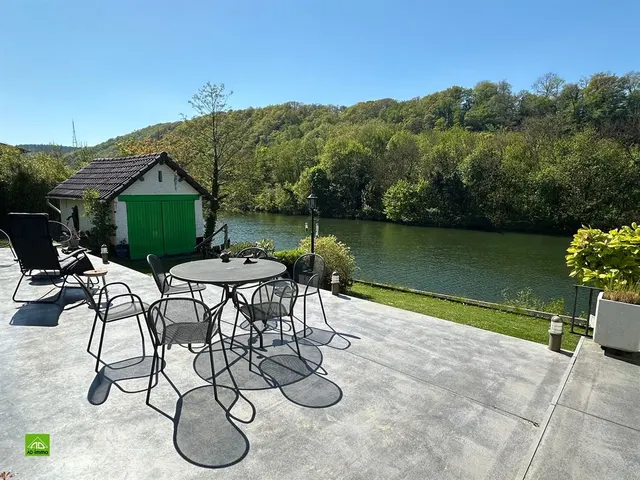 Villa à vendre à Lustin – 1/10