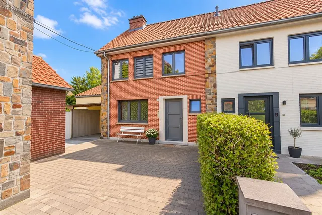 Woning for sale in Sint-Niklaas – 1/10
