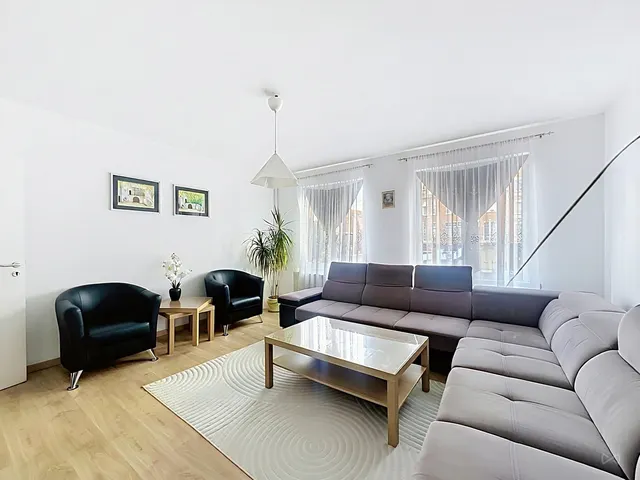 House for sale in Anderlecht – 1/10