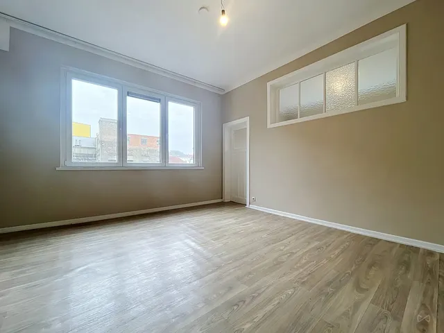 Appartement te huur in Molenbeek-Saint-Jean – 1/10