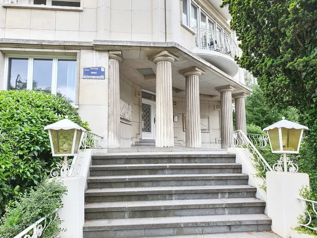 Appartement te huur in Ixelles – 1/10