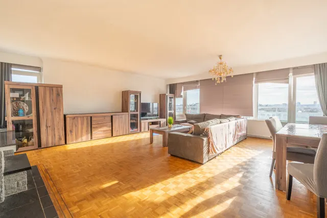 Appartement te koop in Molenbeek-Saint-Jean – 1/10