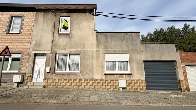 House for sale in Châtelet – 1/10