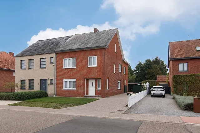 Huis te koop in Kuringen – 1/10
