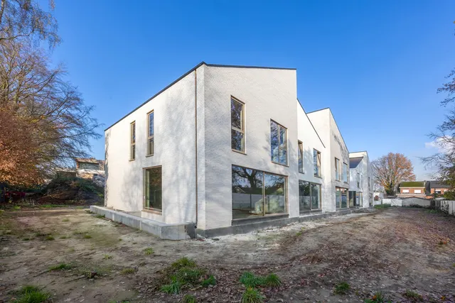 Huis te koop in Malle – 1/10