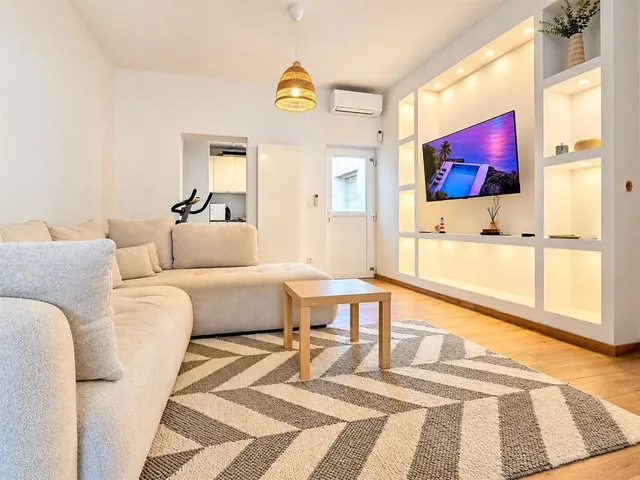 Huis te koop in Hornu – 1/10