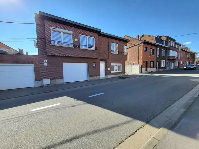 Maison à vendre à Montignies-sur-Sambre – 1/9