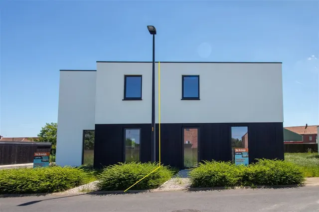Huis te koop in Menen – 1/2