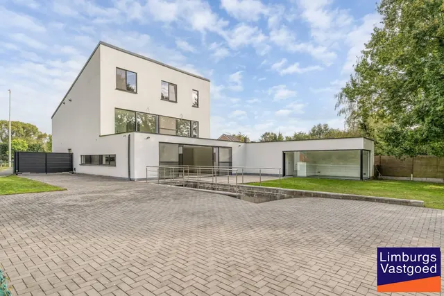 Huis te koop in Hasselt – 1/10