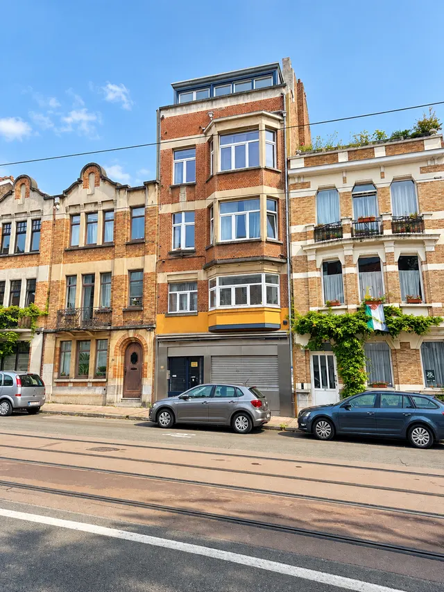 Appartement te huur in Etterbeek – 1/10