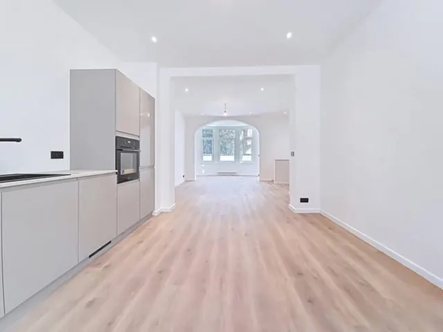 Maison à vendre à Ixelles – 1/10