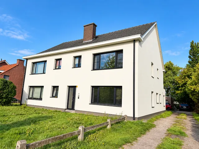 Appartement te koop in Sint-Niklaas – 1/10