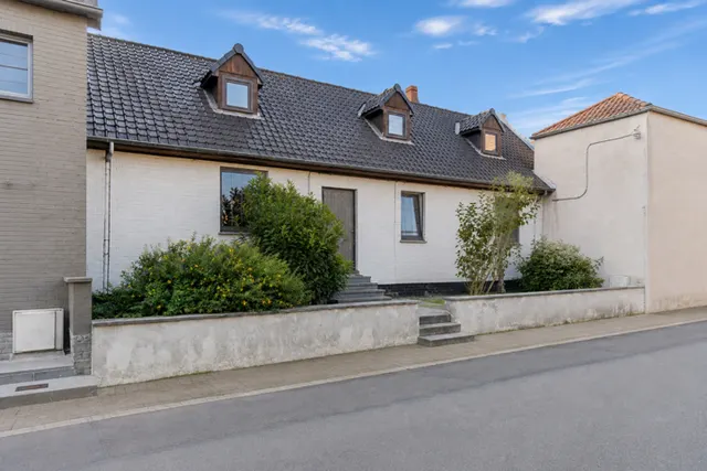Maison à vendre à Écaussinnes – 1/10