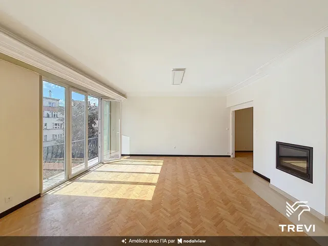 Appartement à louer à Ixelles – 1/10