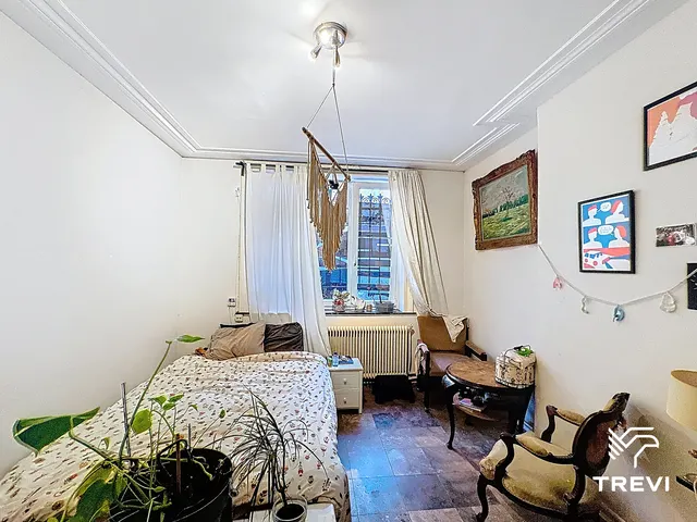 Appartement te huur in Etterbeek – 1/9