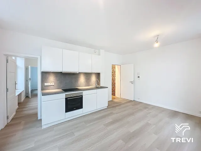 Appartement te huur in Forest – 1/9