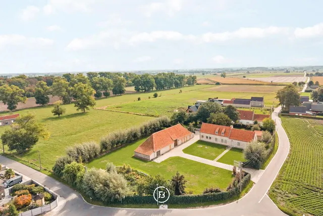 Hoeve te koop in Gistel – 1/10