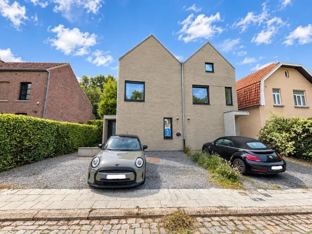 Huis te huur in Waterloo – 1/10