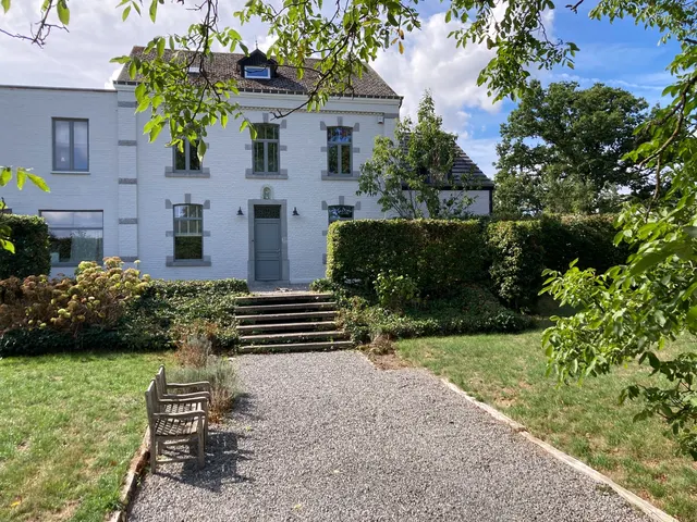 Herenhuis te koop in Fronville – 1/10