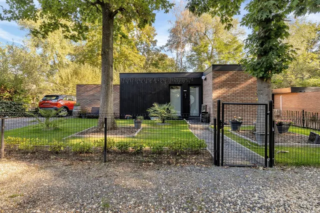 Woning te koop in Rekem – 1/10