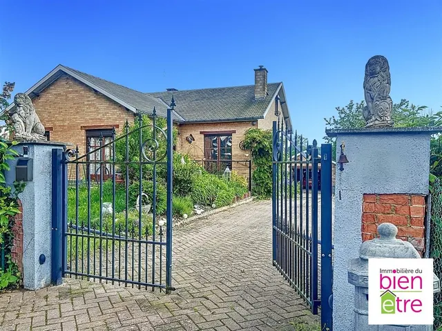 Maison à vendre à Stave – 1/10
