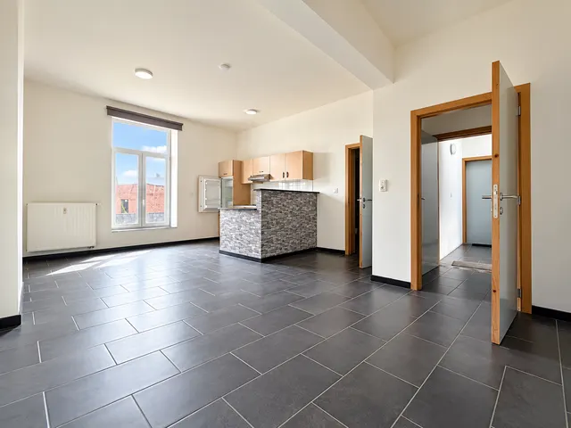 Appartement à louer à Charleroi – 1/8