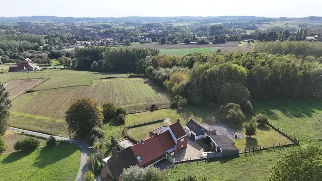 Huis te koop in Ellezelles – 1/10