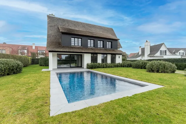 Villa te koop in Knokke – 1/10