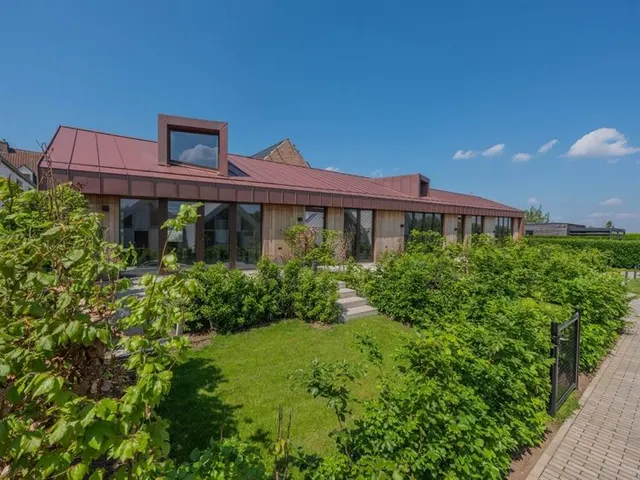 Huis te koop in Maaseik – 1/10