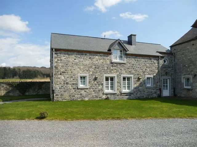 Huis te huur in Floreffe – 1/10