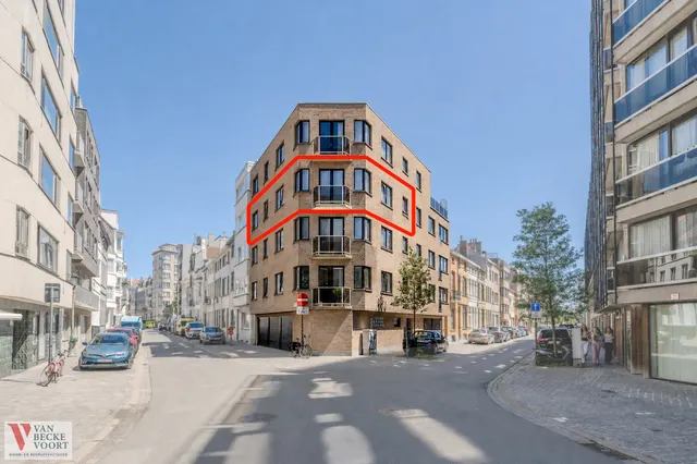 Appartement te koop in Oostende – 1/10