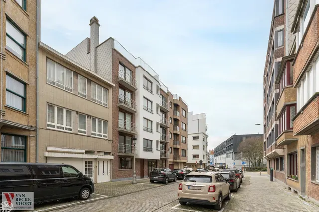 Appartement te koop in Oostende – 1/10