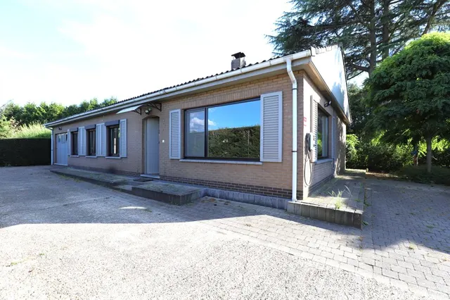 Huis te koop in Zandhoven – 1/10