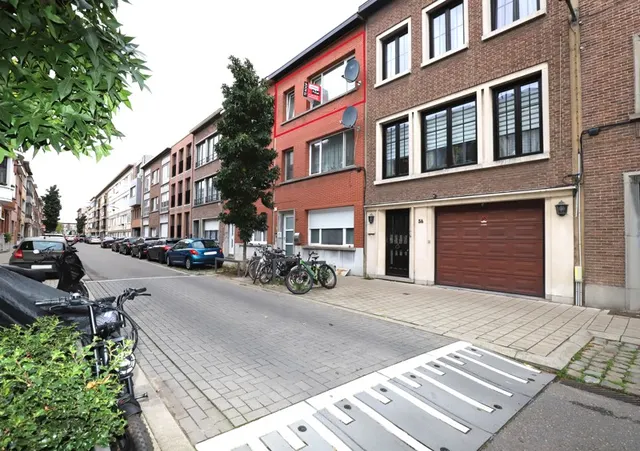 Appartement te koop in Merksem – 1/10