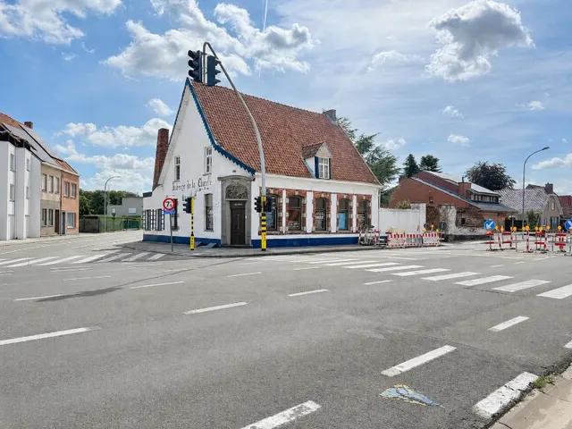 Woning met handelsruimte à vendre à Ingelmunster – 1/10