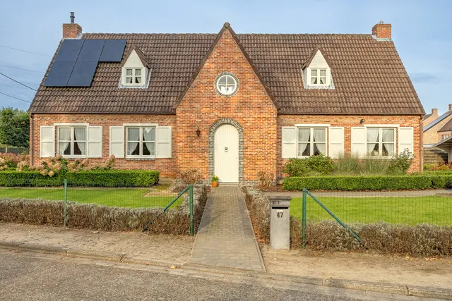 Huis te koop in Beerse – 1/10