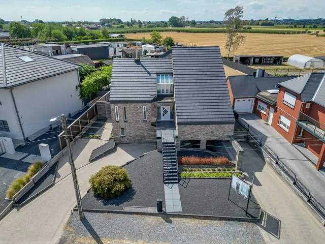 Villa à vendre à Nieuwerkerken – 1/10