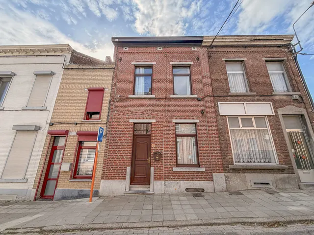 Huis te koop in La Louvière – 1/10