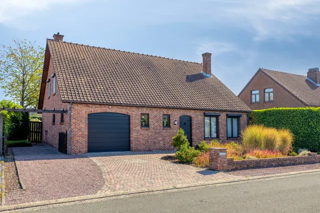 Woning te koop in Lommel – 1/10