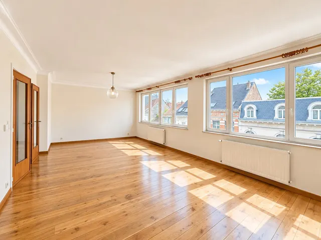 Appartement te huur in Etterbeek – 1/10